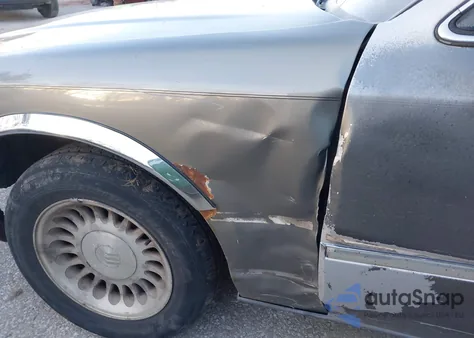 2000 Mercury Grand Marquis Ls из США, поврежденный, VIN 2MEFM75W0YX719216